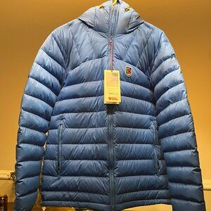 Fjällräven Expedition Pack Down Hoodie Men’s M Blue NWT - 1974 Expedition Series